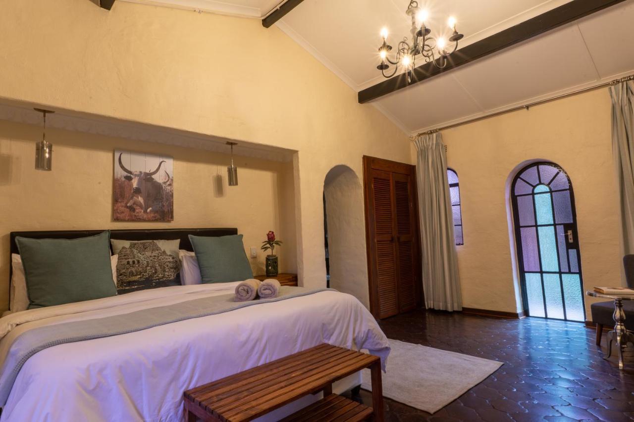 Airport Tower Lodge Kempton Park Bagian luar foto