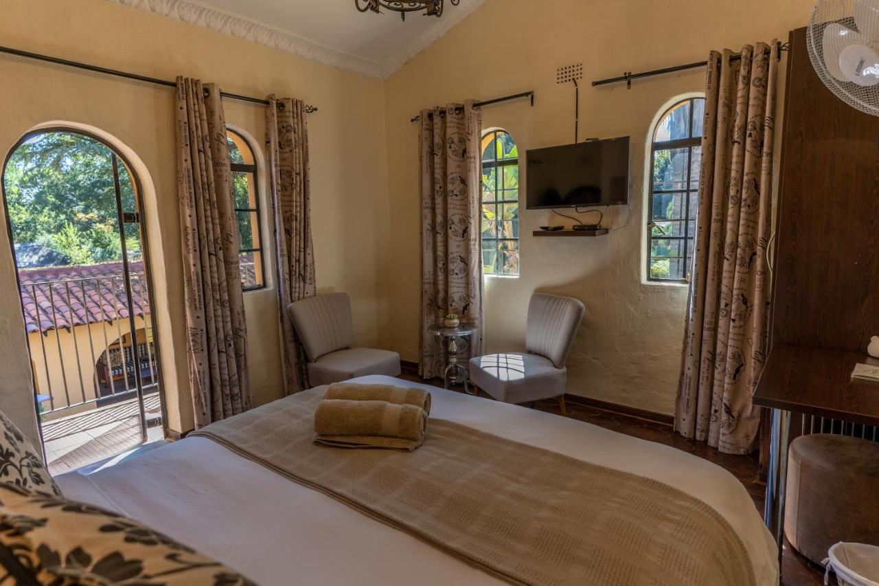 Airport Tower Lodge Kempton Park Bagian luar foto