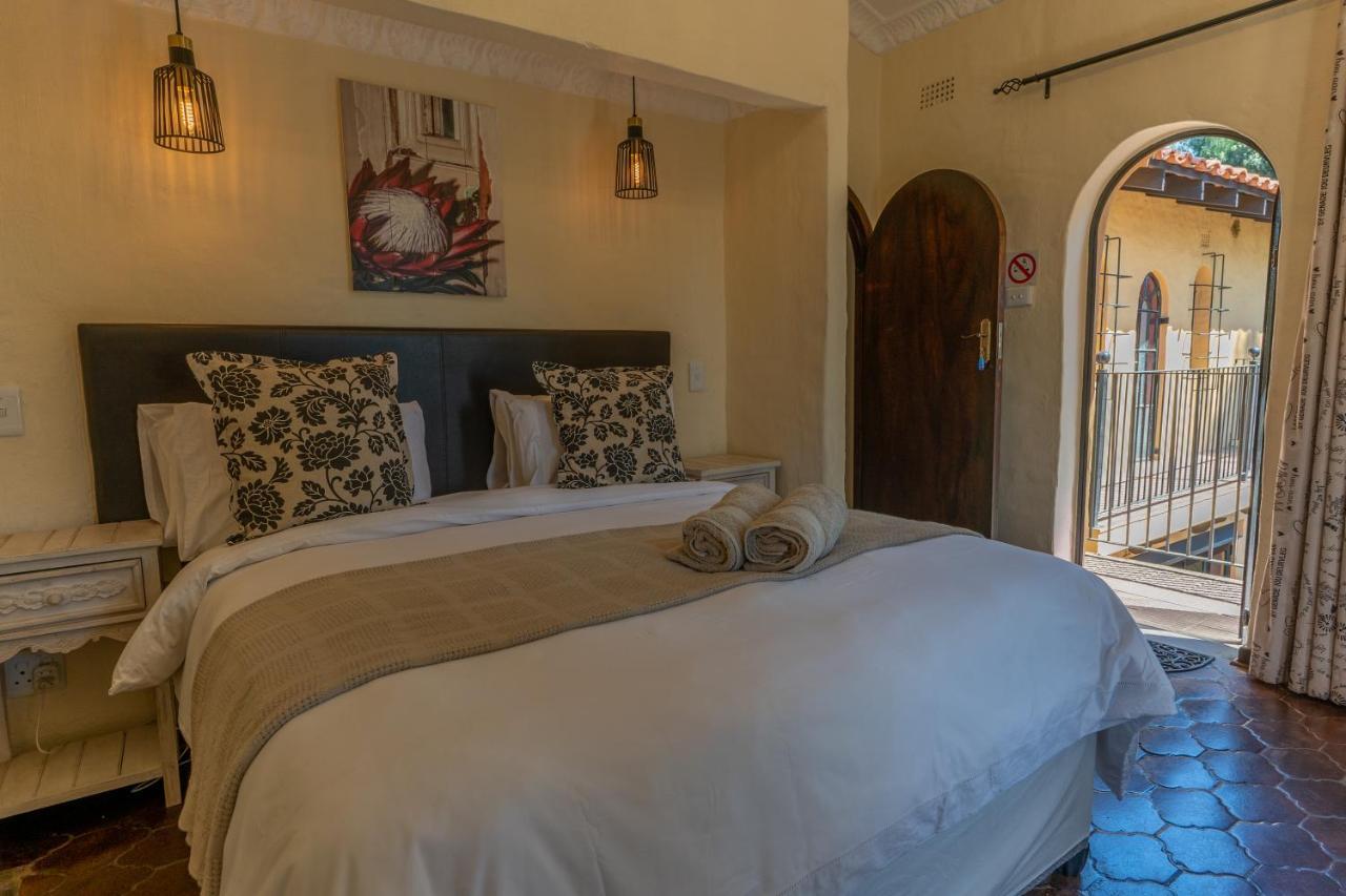 Airport Tower Lodge Kempton Park Bagian luar foto